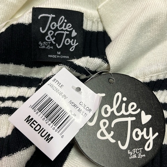 NWT Jolie & Joy Black & Ivory Striped Ribbed Knit Collared V-Neck Sweater - Picture 15 of 16